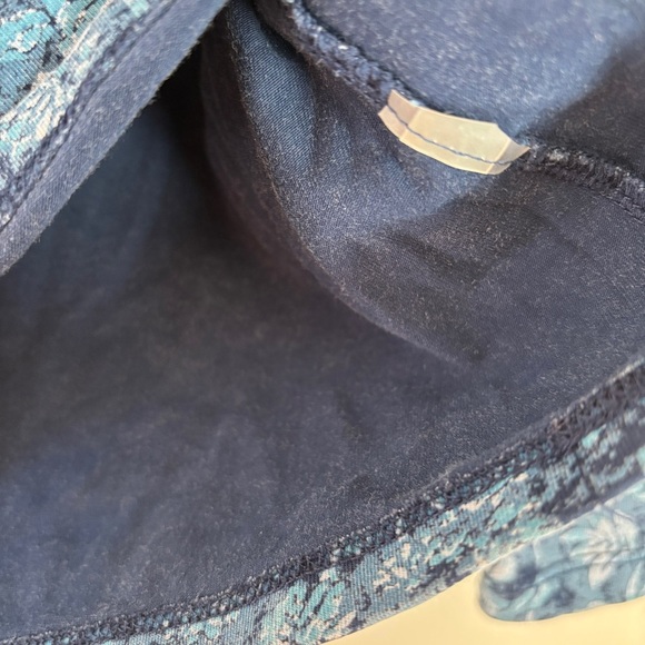 Peruvian Connection Navy Floral Print Long Sleeve Tee Shirt Size Small Organic‎ - Picture 6 of 9